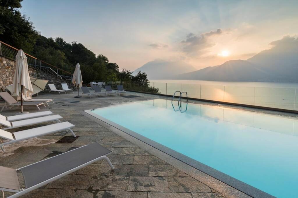Magic Lake View With Beautiful Pool Area Bellano Exterior photo